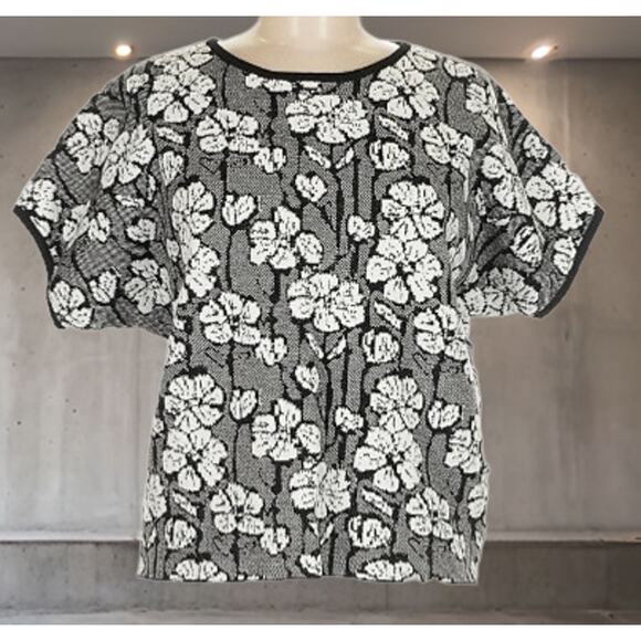 Cynthia Rowley Floral Jacquard Dolman Sleeve Knit Top Black White Medium - Picture 1 of 7